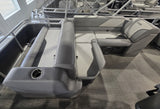 Avalon 23' Venture CRB TRITOON "enclosed rear bench" #68551