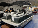 Avalon 17' VENTURE REAR FISH #71985