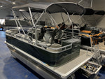 Avalon 17' VENTURE REAR FISH #71985