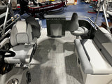 Avalon 17' VENTURE REAR FISH #71985